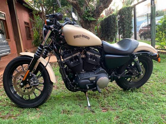 HARLEY-DAVIDSON SPORTSTER XL 883N IRON 